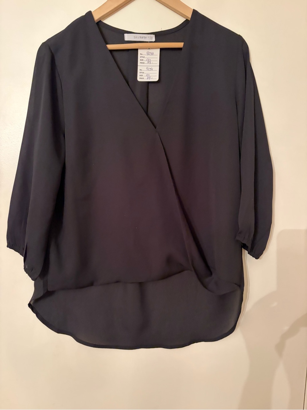 SIX FIFTY  V-NeckBlCKBlouse - Black